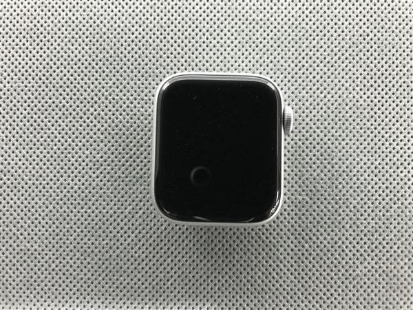 yÁzySۏ؁z SE 2[40mm/Z[]A~ Vo[ Apple Watch