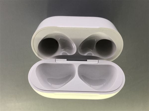 yÁzySۏ؁z AirPods 4 ANeBumCYLZO MXP93
