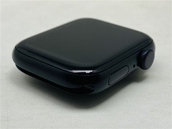 yÁzySۏ؁z SE 2[44mm/GPS]A~ ~bhiCg Apple Watch
