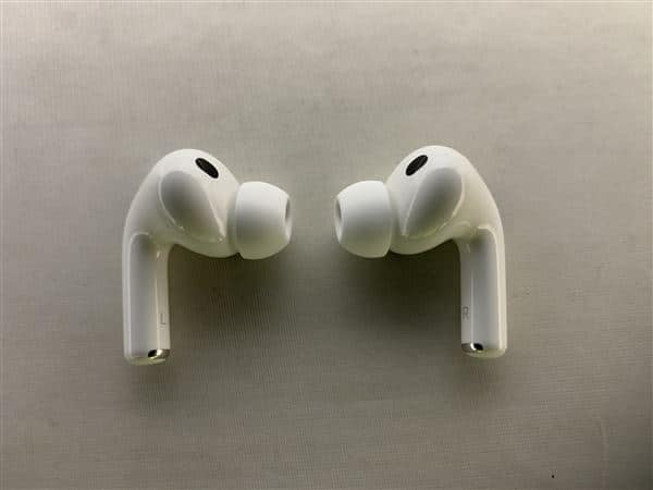 【中古】【安心保証】 AirPods Pro 第3世代 MagSafe充電 USB-C MFHP4