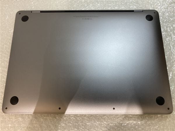 【中古】【安心保証】 MacBookPro 2020年 MYD82J/A