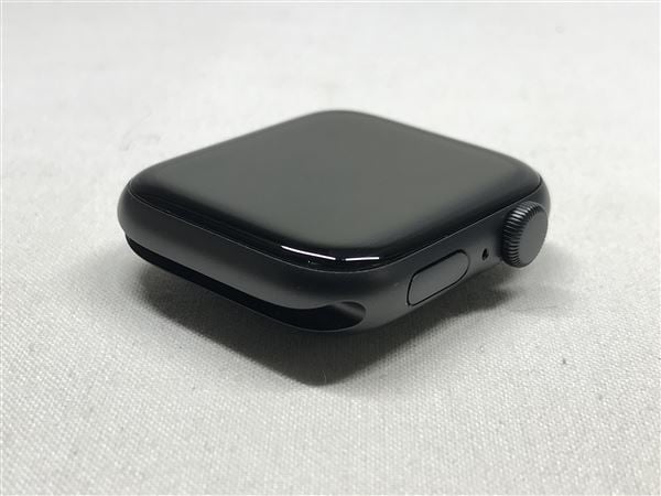 yÁzySۏ؁z SE 1[44mm/GPS]A~ Xy[XOC Apple Watch