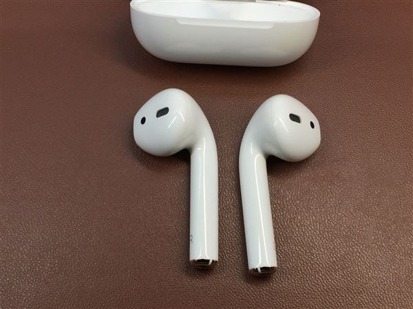 yÁzySۏ؁z AirPods 2 Lightning[d MV7N2