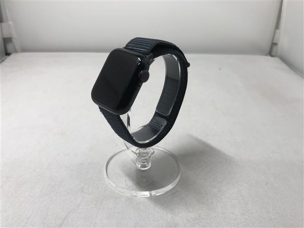 yÁzySۏ؁z SE 2[40mm/Z[]A~ eF Apple Watch