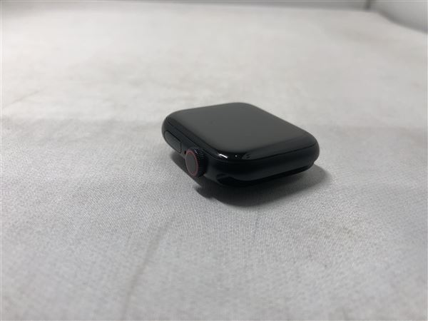 yÁzySۏ؁z SE 2[40mm/Z[]A~ eF Apple Watch