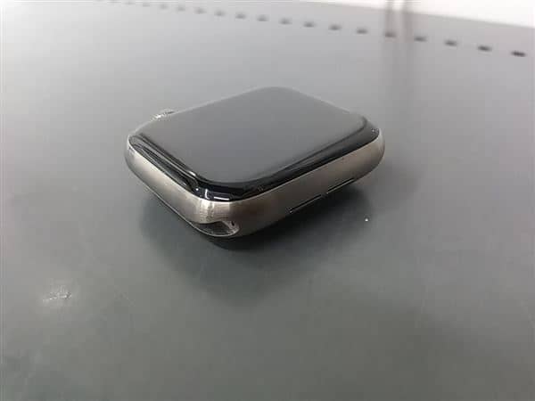 �y���Áz�y���S�ۏ؁z Series6[44mm/�Z�����[]�`�^�� �V���o�[ Apple Watch Edition