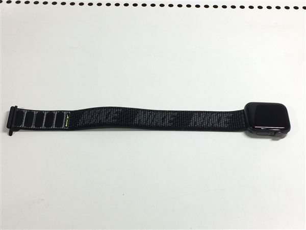 yÁzySۏ؁z SE 1[40mm/Z[]A~ Xy[XOC Apple Watch Nike