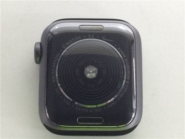 yÁzySۏ؁z SE 1[40mm/Z[]A~ Xy[XOC Apple Watch Nike