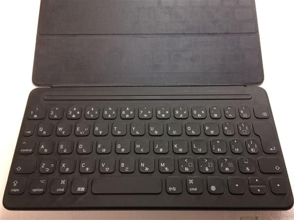 �y���Áz�y���S�ۏ؁z Apple 10.5�C���` iPad Pro�EAir�p Smart Keyboard-���{�� A1829