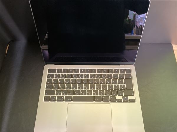 【中古】【安心保証】 MacBookAir 2022年 MLXW3J/A
