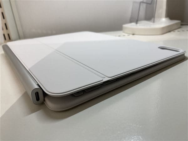 yÁzySۏ؁z Apple 11C` iPad Air M3p Magic Keyboard-{ zCgA3339