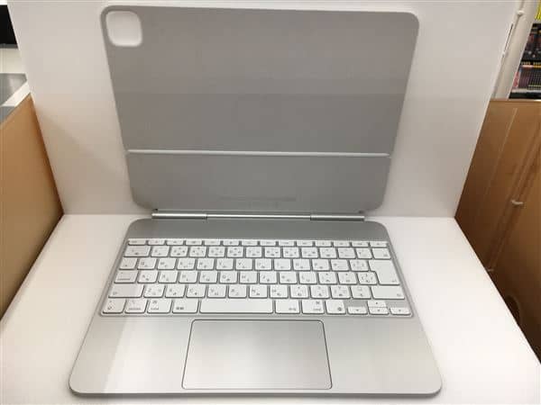 Apple Magic Keyboard iPad Pro 未使用に近い Apple Apple 13インチiPad Pro（M4）用 Magic Keyboard - 日本語