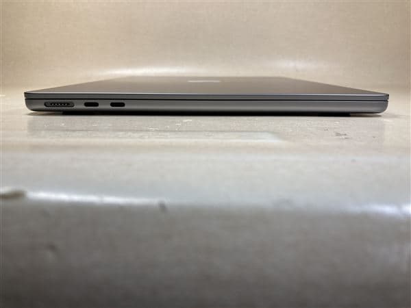 yÁzySۏ؁z MacBookAir 2022N MLXW3J/A