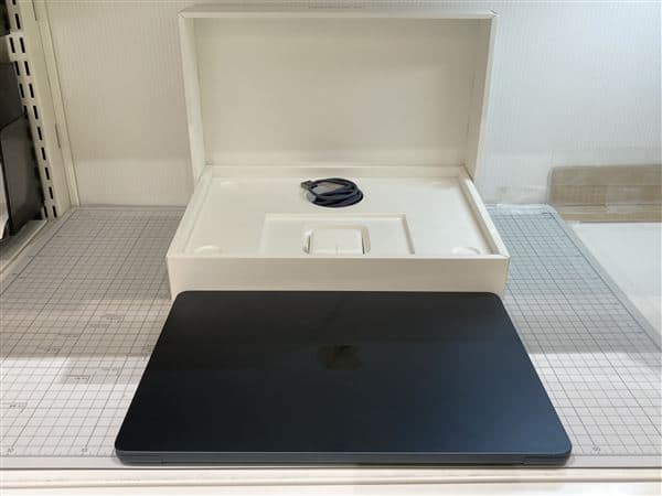 �y���Áz�y���S�ۏ؁z MacBookAir 2022�N MLY33J/A