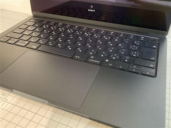 �y���Áz�y���S�ۏ؁z MacBookAir 2022�N MLY33J/A