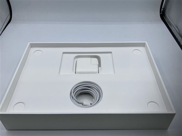 yÁzySۏ؁z MacBookAir 2019N MVFJ2J/A