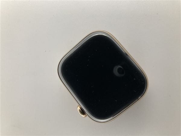 �y���Áz�y���S�ۏ؁z Series11[42mm/�Z�����[]�`�^�� �S�[���h Apple Watch