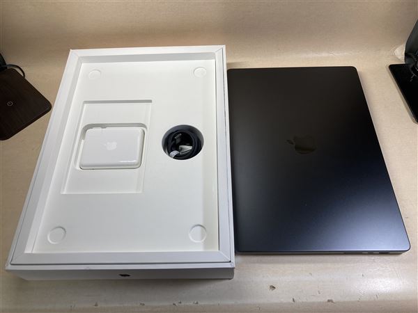 yÁzySۏ؁z MacBookPro 2023N MRW33J/A