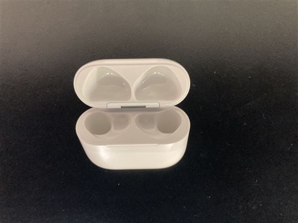 【中古】【安心保証】 AirPods 第4世代 アクティブノイズキャンセリング搭載 MXP93