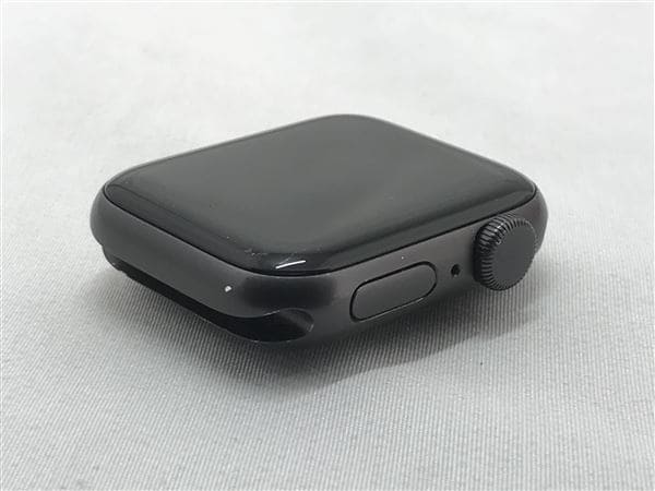 yÁzySۏ؁z SE 1[40mm/GPS]A~ Xy[XOC Apple Watch