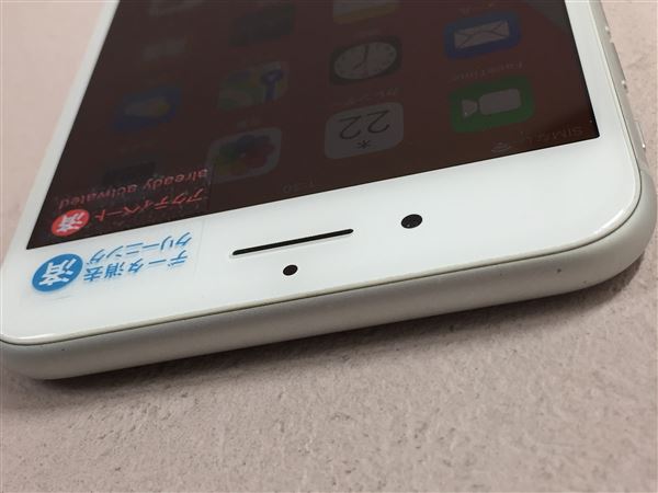 yÁzySۏ؁z iPhone8 Plus[64GB] SIMbN au Vo[