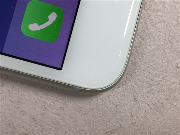 yÁzySۏ؁z iPhone8 Plus[64GB] SIMbN au Vo[