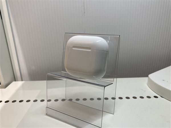 【中古】【安心保証】 AirPods 第4世代 アクティブノイズキャンセリング搭載 MXP93