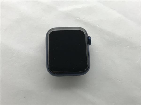yÁzySۏ؁z oh Series6[40mm/GPS]A~ u[ Apple Watch