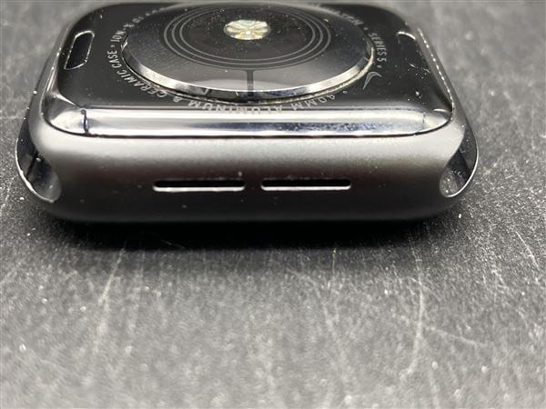 yÁzySۏ؁z Series5[40mm/GPS]A~ eF Apple Watch