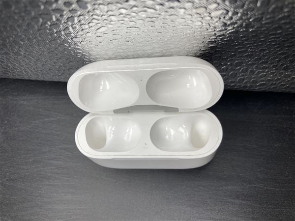 yÁzySۏ؁z AirPods Pro 1 CX[d MWP22