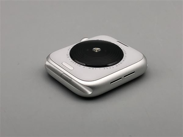 yÁzySۏ؁z SE 2[44mm/GPS]A~ Vo[ Apple Watch