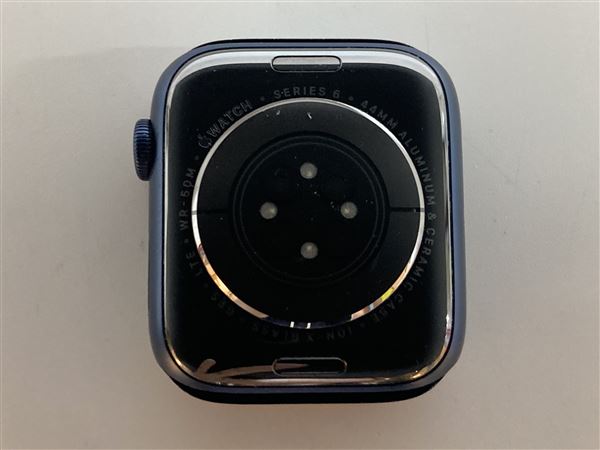 yÁzySۏ؁z Series6[44mm/Z[]A~ eF Apple Watch