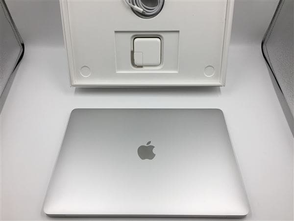 【中古】【安心保証】 MacBookAir 2018年 MREA2J/A