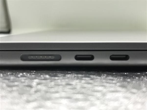 【中古】【安心保証】 MacBookAir 2024年 MRYP3J/A