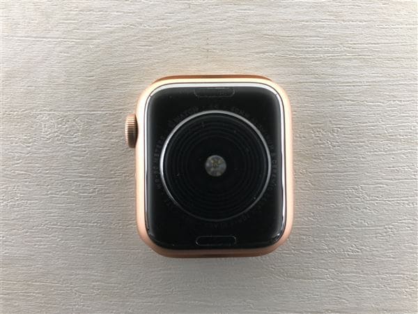 yÁzySۏ؁z SE 1[40mm/Z[]A~ S[h Apple Watch