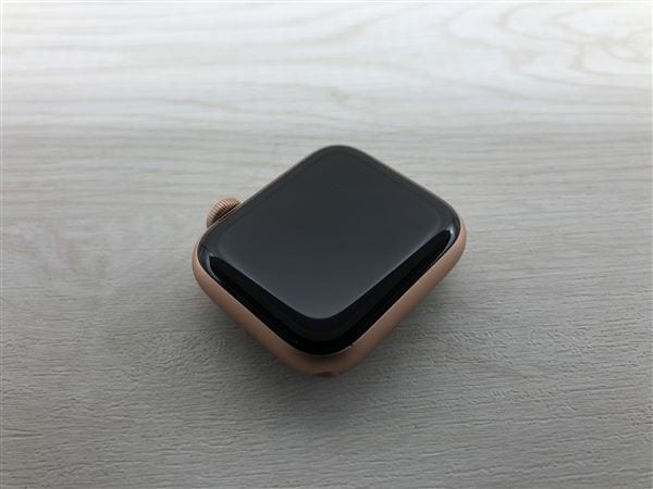 yÁzySۏ؁z SE 1[40mm/Z[]A~ S[h Apple Watch