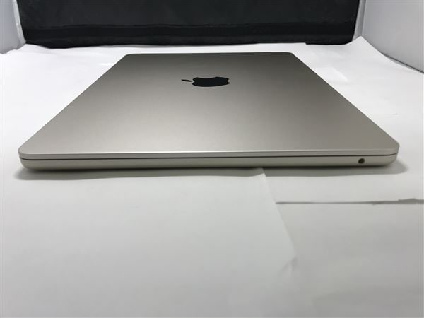 【中古】【安心保証】 MacBookAir 2022年 MLY13J/A