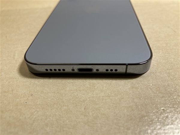 yÁzySۏ؁z iPhone13 Pro[128GB] au VGu[