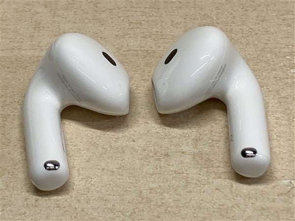 yÁzySۏ؁z AirPods 4 MXP63