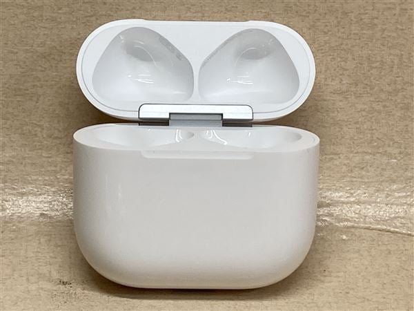 yÁzySۏ؁z AirPods 4 MXP63