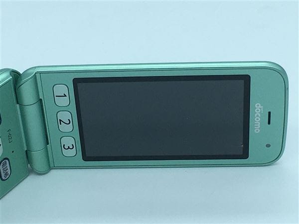 らくらくホン F-02J ネイビー docomo ASCII.jp：さらに聴きやすく