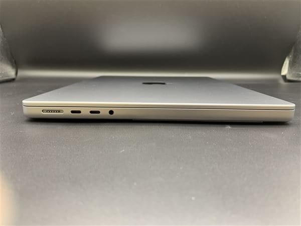 【中古】【安心保証】 MacBookPro 2023年 MPHF3J/A