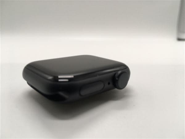 yÁzySۏ؁z SE 1[40mm/GPS]A~ Xy[XOC Apple Watch Nike