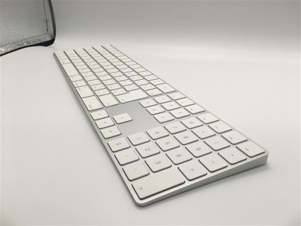 Magic Keyboard（テンキー付き・A1843・日本語配列/ホワイト） Apple