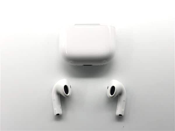 �y���Áz�y���S�ۏ؁z AirPods ��4���� �A�N�e�B�u�m�C�Y�L�����Z�����O���� MXP93