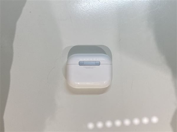 【中古】【安心保証】 AirPods Pro 第3世代 MagSafe充電 USB-C MFHP4