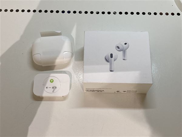 【中古】【安心保証】 AirPods Pro 第3世代 MagSafe充電 USB-C MFHP4