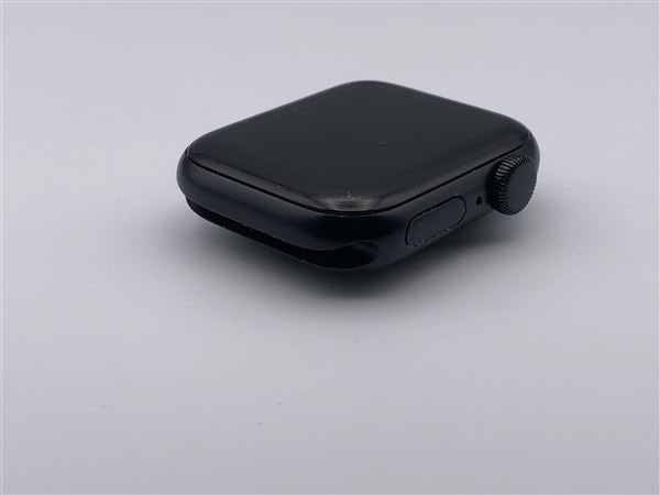 yÁzySۏ؁z SE 2[40mm/GPS]A~ eF Apple Watch