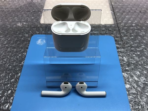 yÁzySۏ؁z AirPods 2 CX[d MV7N2