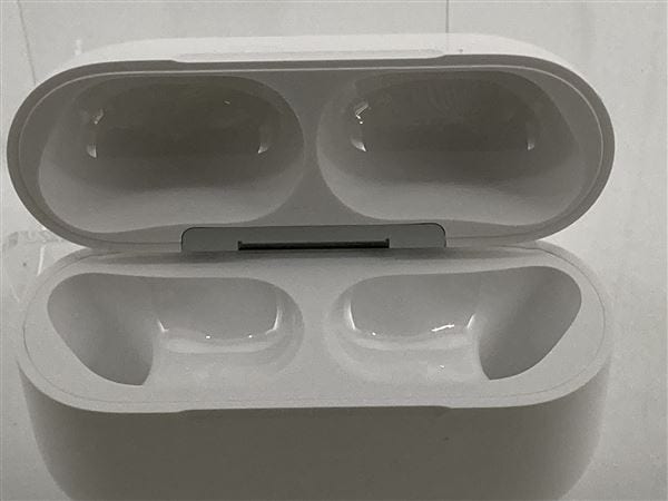 【中古】【安心保証】 AirPods Pro 第3世代 MagSafe充電 USB-C MFHP4